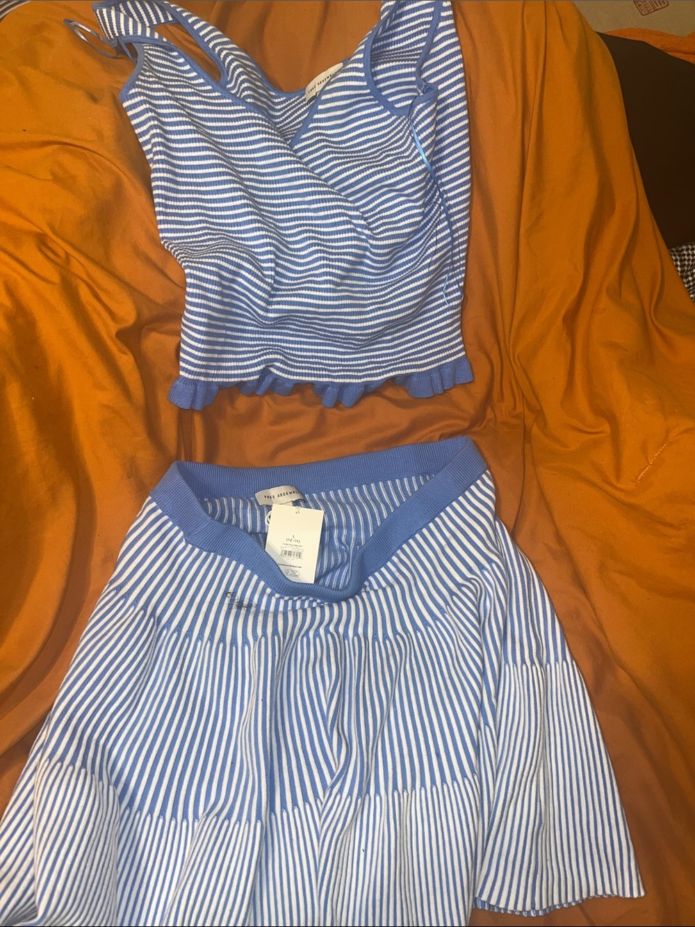 Blue and White Skirt Set (Free Assembly)